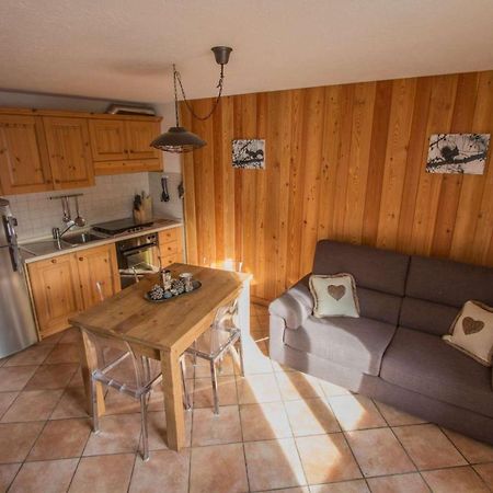 Casa Alfredo Apartment Cogne Ruang foto
