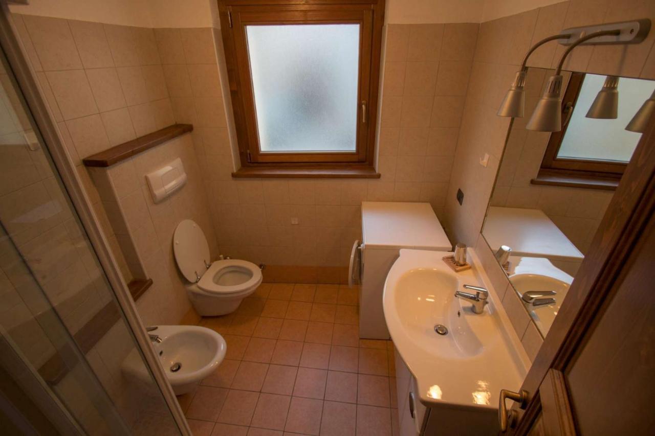 Casa Alfredo Apartment Cogne Ruang foto