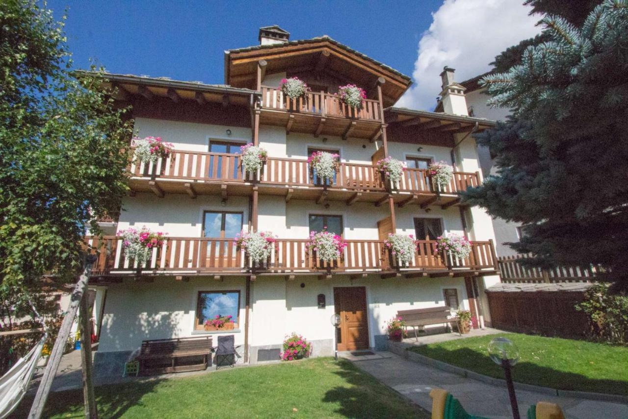 Casa Alfredo Apartment Cogne Ruang foto