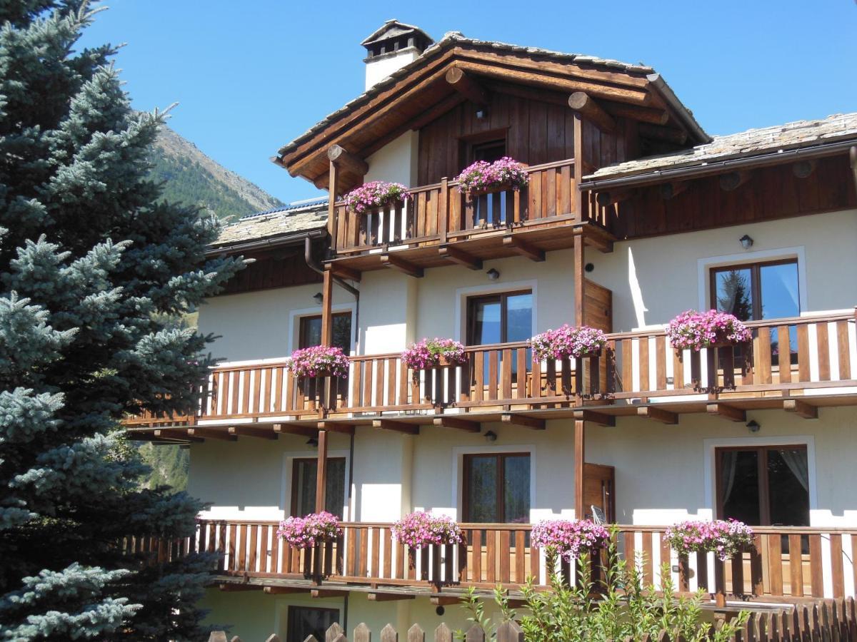 Casa Alfredo Apartment Cogne Ruang foto